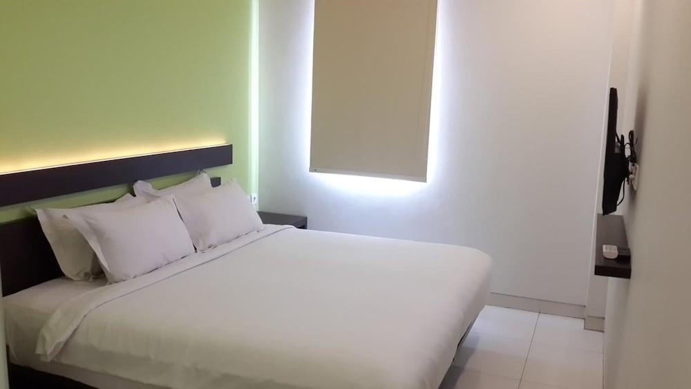 V Hotel Tebet 자카르타 외부 사진