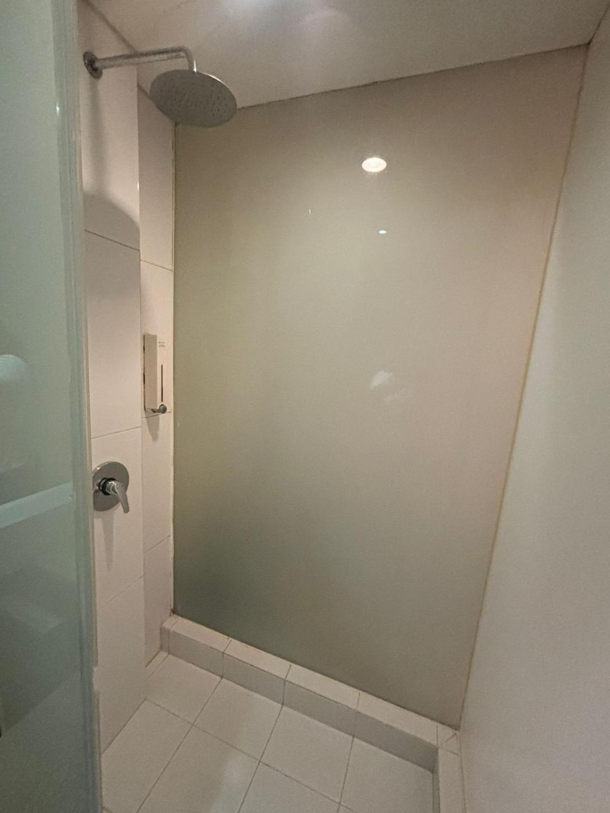 V Hotel Tebet 자카르타 외부 사진
